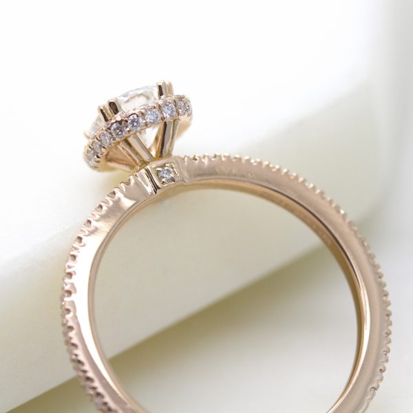 Uncomfortable Engagement Rings to Avoid: A Guide to the Perfect Fit