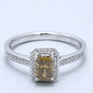 0.57ct Radiant Cut Platinum Natural Diamond Ring