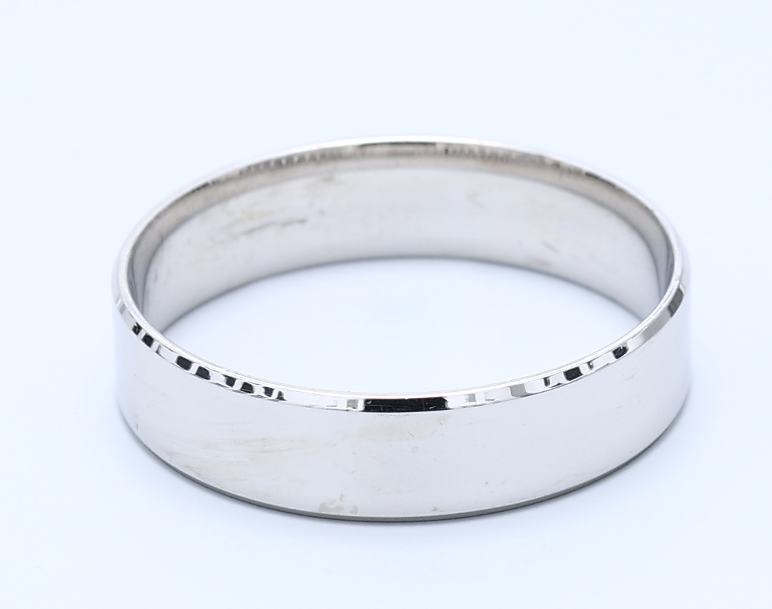 9kt White Gold Gents Wedding Bands