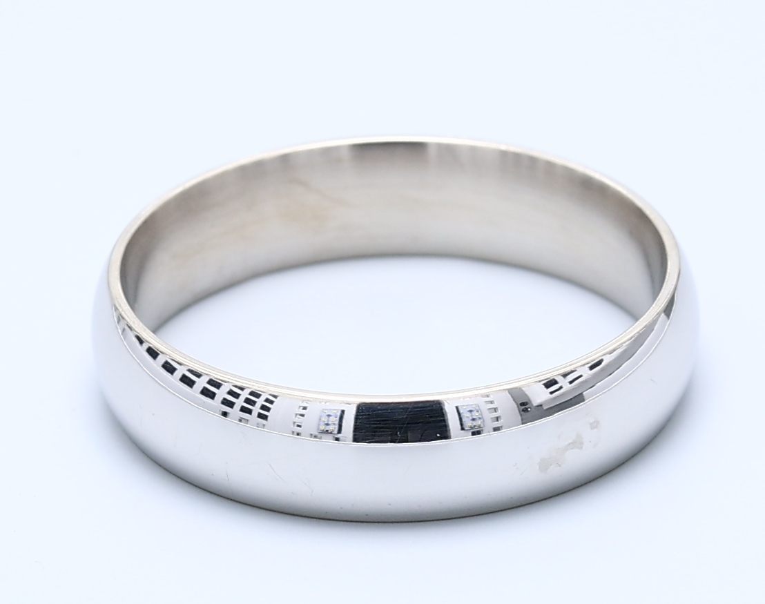 9kt White Gold Gents Wedding Bands