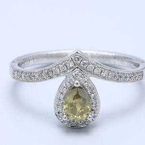 0.32ct Pear Platinum Natural Diamond Ring