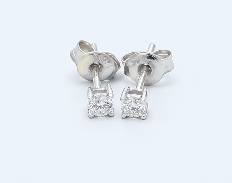 0.18, 0.18ct Round 9kt White Gold Natural Diamond Earring